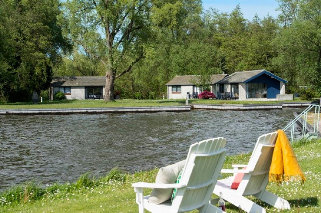 Hotel Bungalow Op Eiland Loosdrecht Exterior foto